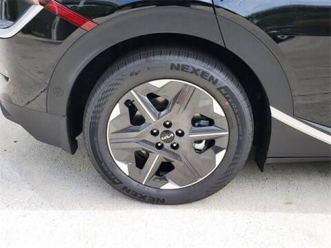 2025 Kia EV6 Light Long Range