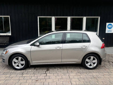 2017 Volkswagen Golf TSI Wolfsburg Edition