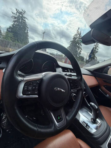 2020 Jaguar E-PACE P250 SE