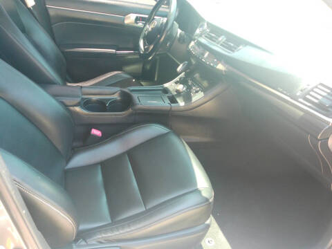 2014 Lexus CT 200h