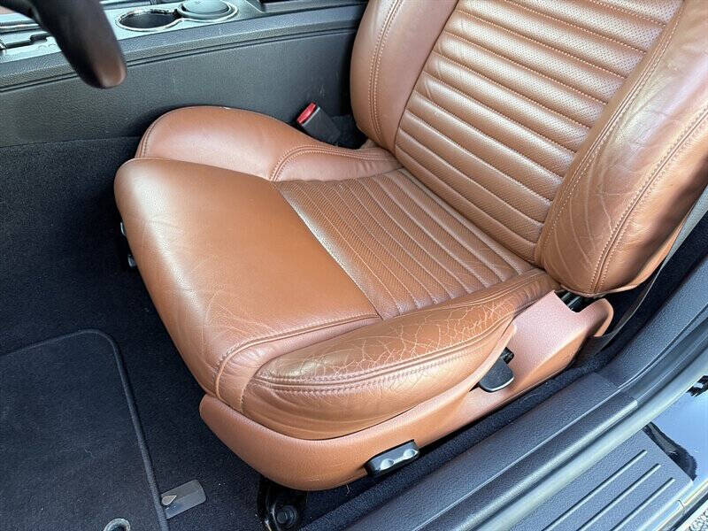 2003 Ford Thunderbird 20