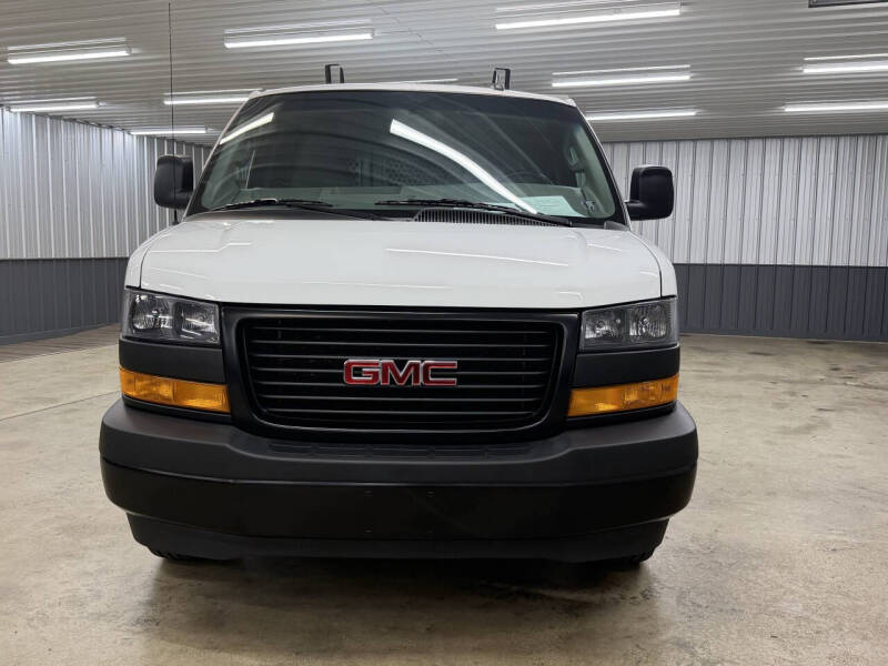 2023 GMC Savana 2500