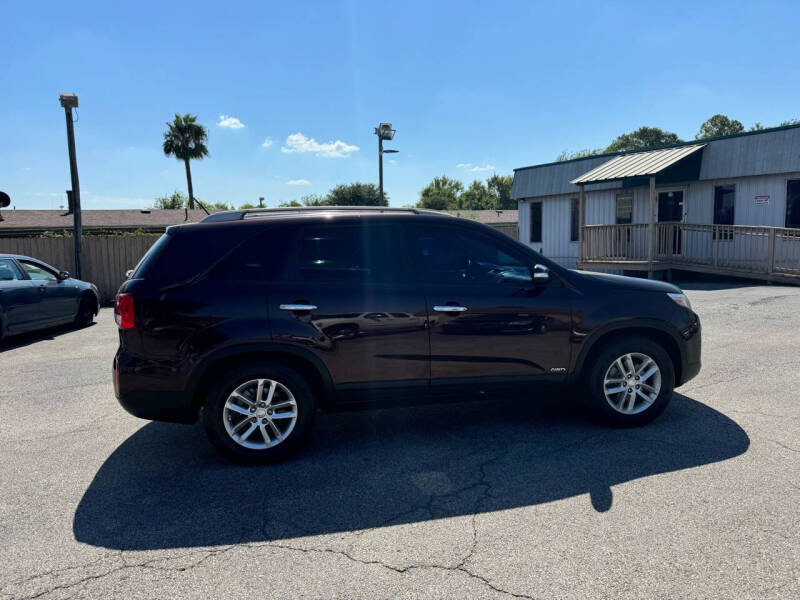 2015 Kia Sorento LX photo 11