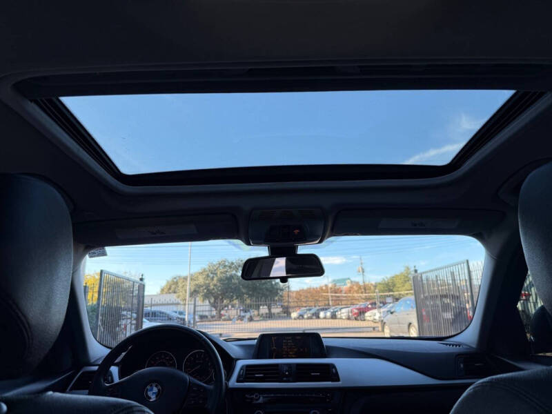 2014 BMW 3 Series 320i