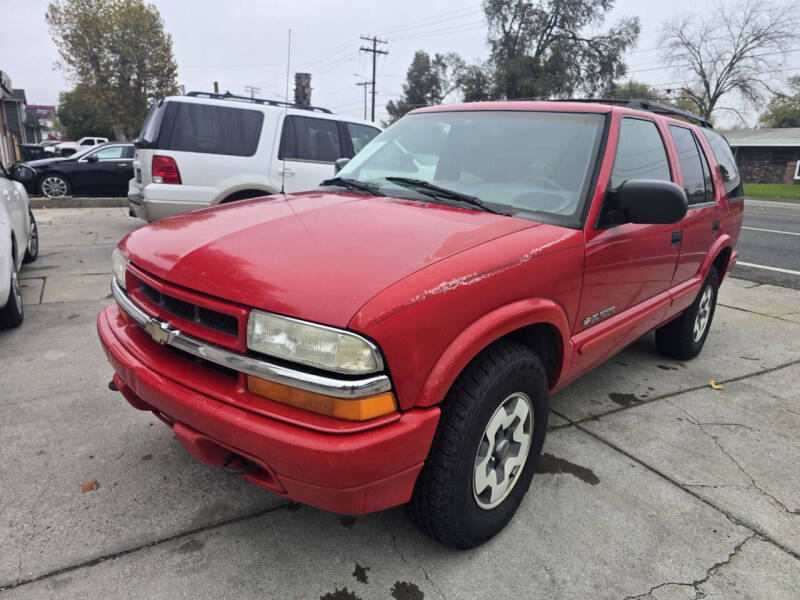 2002 Chevrolet Blazer LS's photo