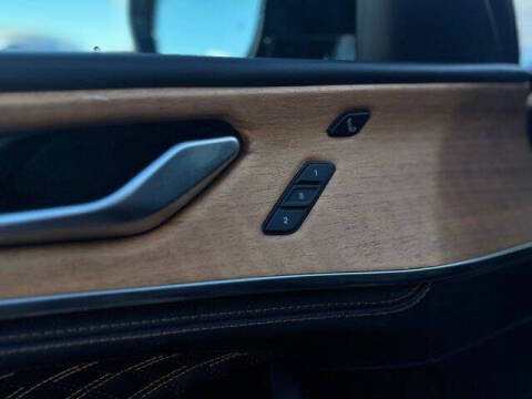 2023 Jeep Grand Cherokee Summit