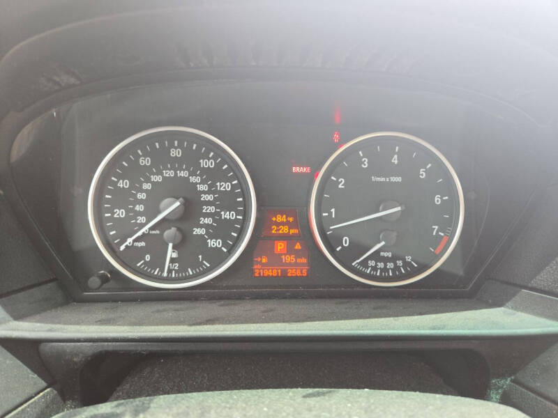 2009 BMW 5 Series 528i