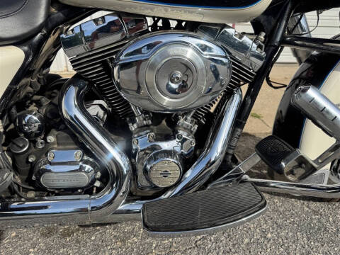 2012 Harley-Davidson FLHTC103 -
