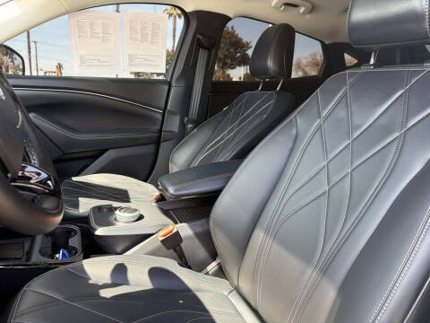 2024 Ford Mustang Mach-E Select