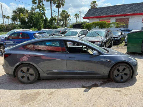 2021 Tesla Model 3 Standard Range Plus