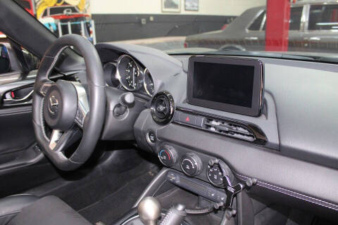 2021 Mazda MX-5 Miata RF Club