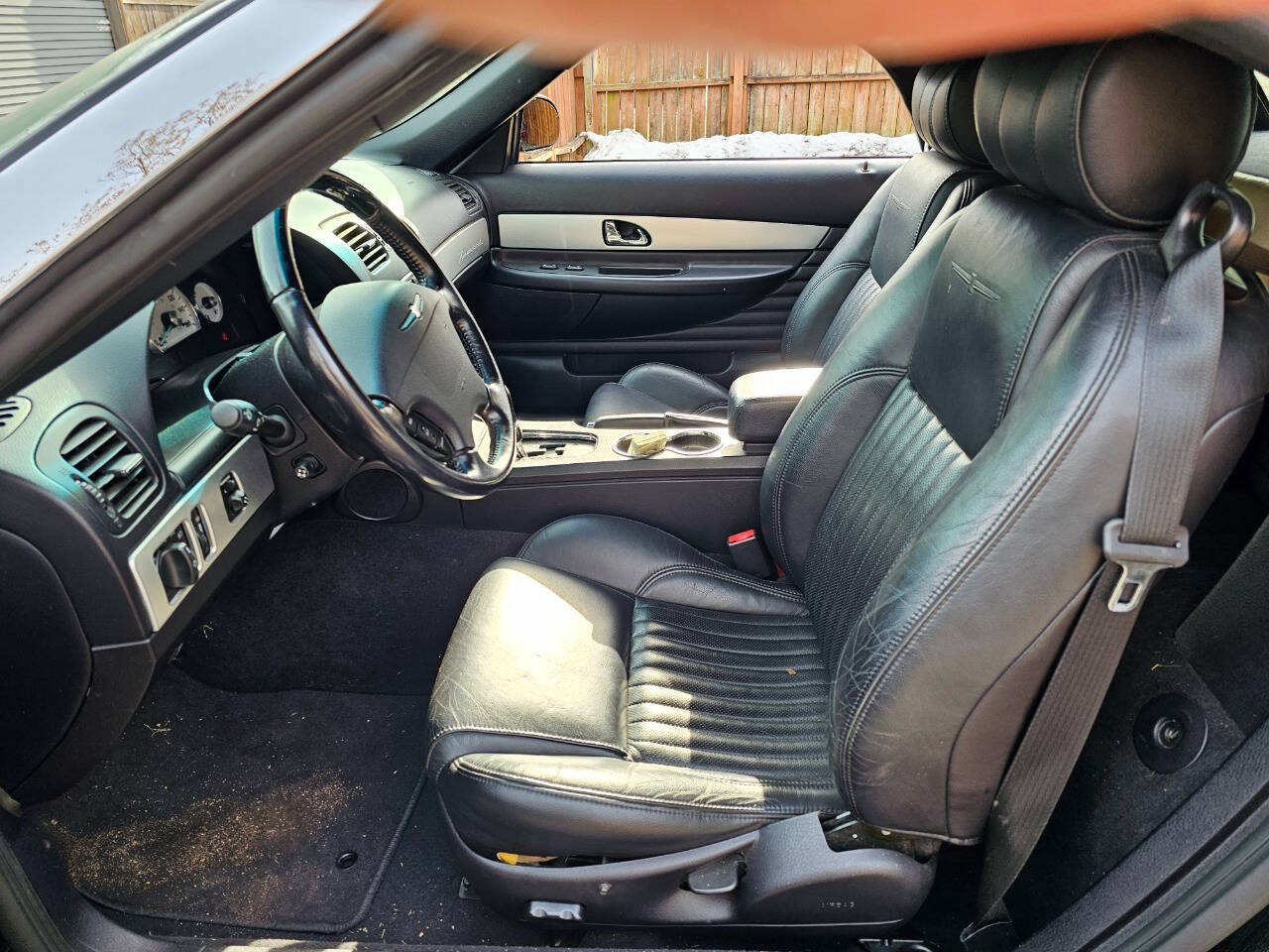 2005 Ford Thunderbird 121