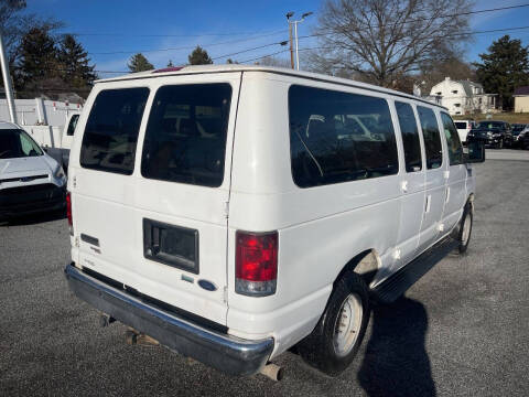 2010 Ford E-Series E-350 SD XLT