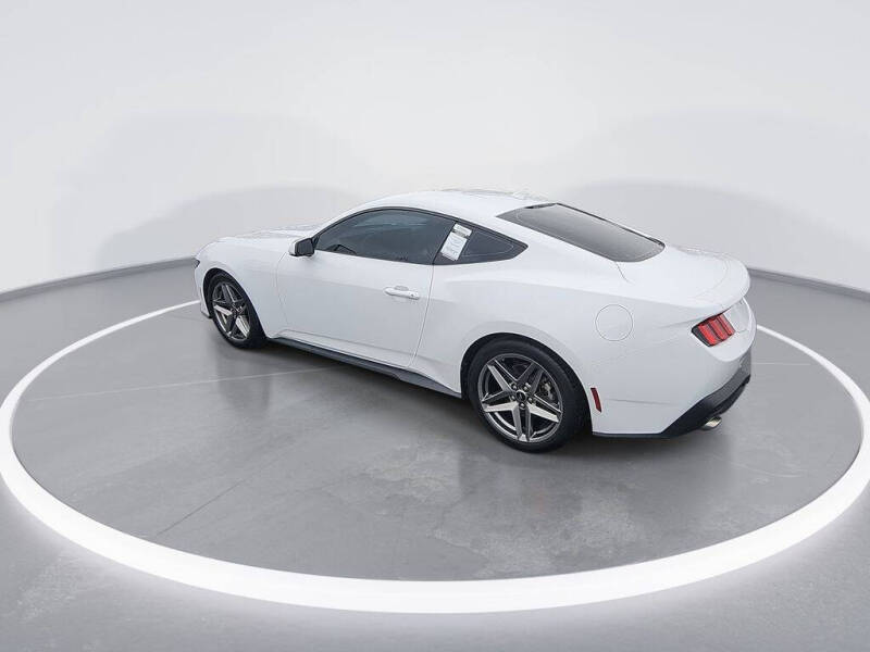 2024 Ford Mustang EcoBoost