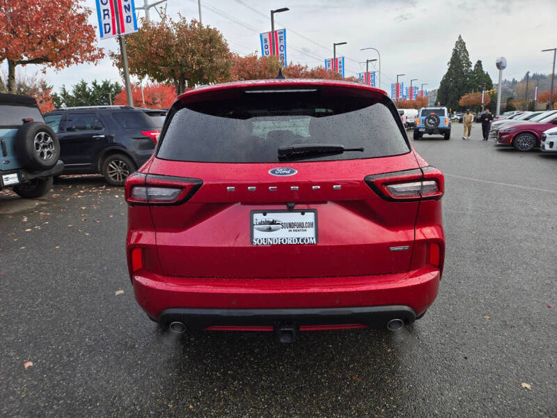 2025 Ford Escape Hybrid ST-Line Elite