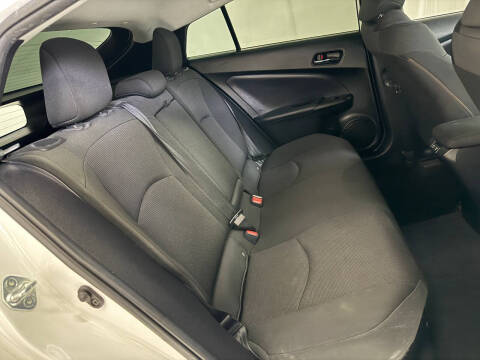 2019 Toyota Prius L Eco