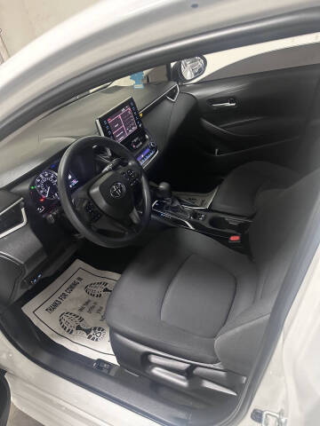 2020 Toyota Corolla LE