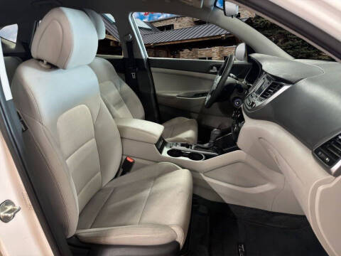 2017 Hyundai Tucson SE