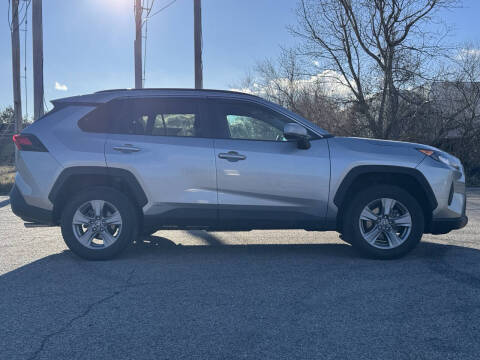 2022 Toyota RAV4 Hybrid LE