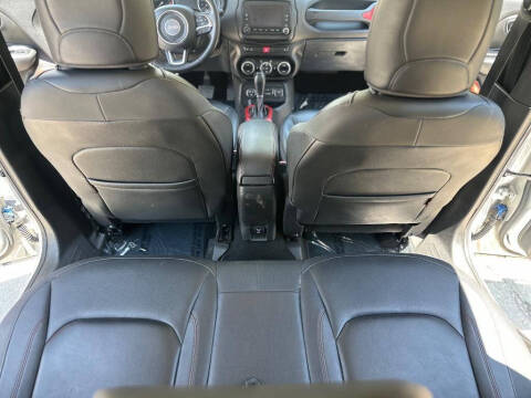 2015 Jeep Renegade Trailhawk