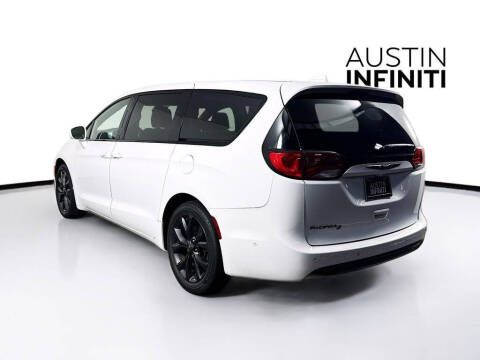 2019 Chrysler Pacifica Touring Plus