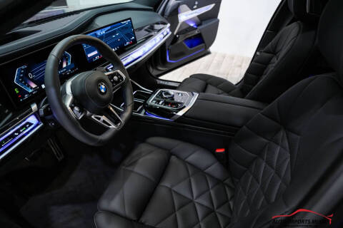 2025 BMW 7 Series 740i