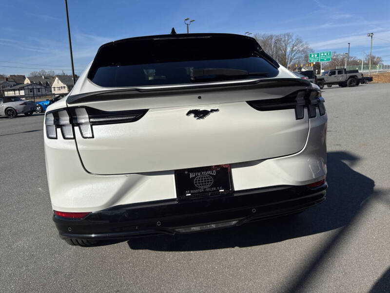 2021 Ford Mustang Mach-E Premium