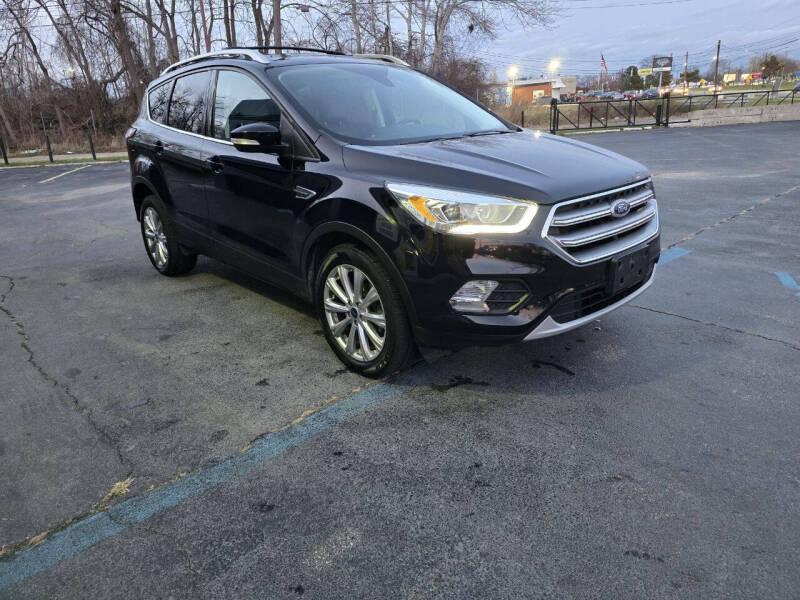 2017 Ford Escape Titanium photo 3