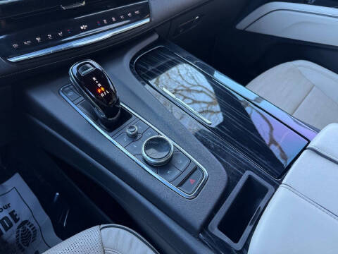 2022 Cadillac Escalade ESV Sport