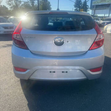 2014 Hyundai Accent GS