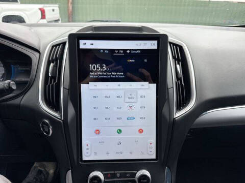 2022 Ford Edge Titanium