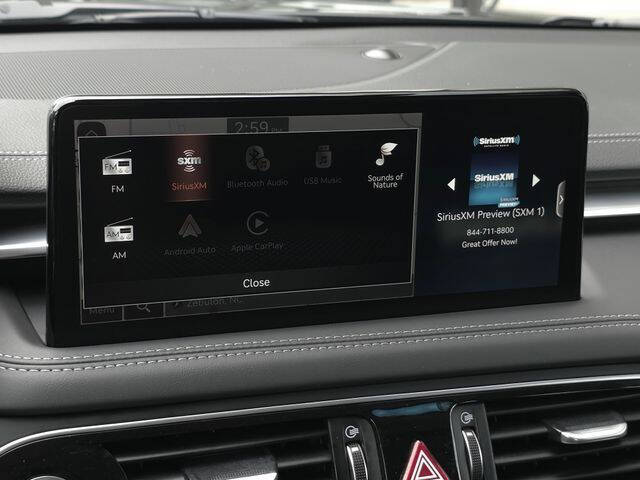 2023 Genesis G70