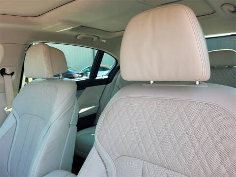 2016 BMW 7 Series 740i