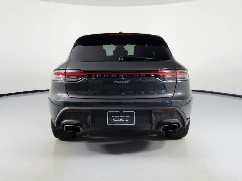 2025 Porsche Macan