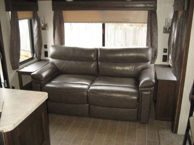 2020 Forest River Alpha Wolf