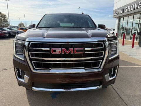 2023 GMC Yukon SLT