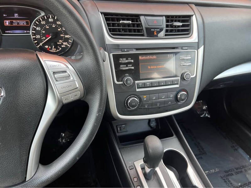 2016 Nissan Altima 2.5 SR