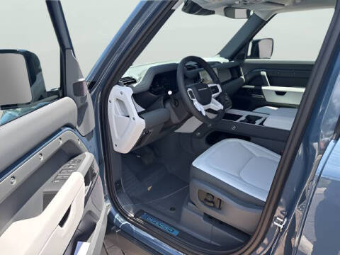 2025 Land Rover Defender 110 P300 S