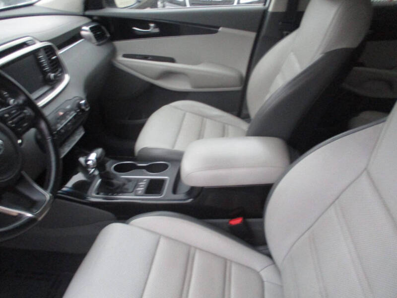 2017 Kia Sorento SX V6