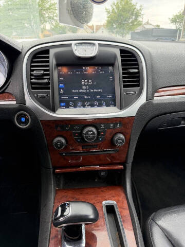 2013 Chrysler 300