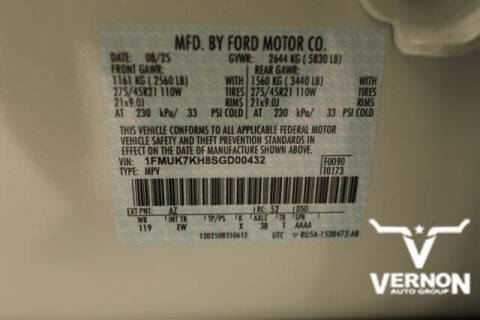 2025 Ford Explorer ST-Line