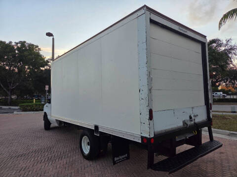 2021 Ford E-Series E-350 SD