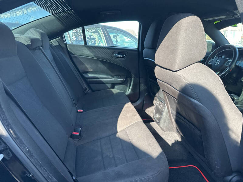 2013 Dodge Charger SE