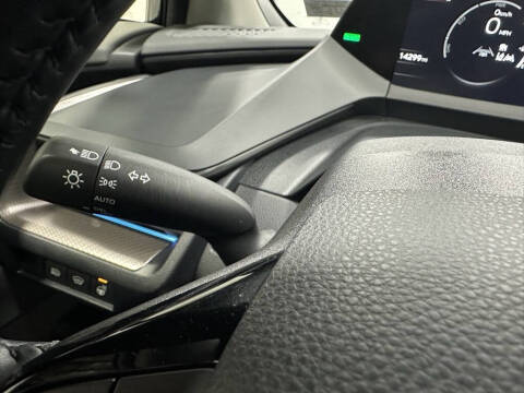 2025 Toyota Prius XLE