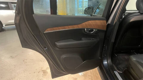 2023 Volvo XC90 B6 Plus Bright Theme 6P