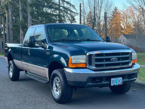 1999 Ford F-350 Super Duty for sale at CLEAR CHOICE AUTOMOTIVE in Milwaukie OR
