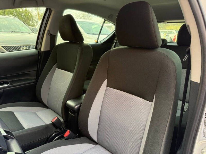 2018 Toyota Prius c Two