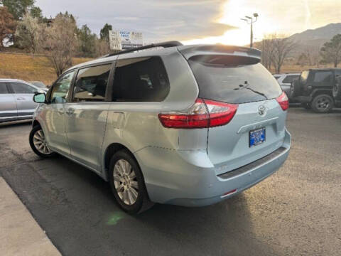 2015 Toyota Sienna