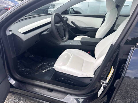 2025 Tesla Model 3 Long Range