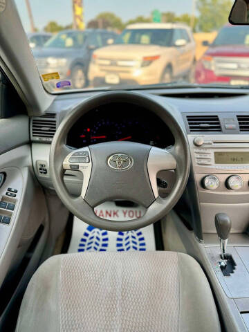 2011 Toyota Camry LE